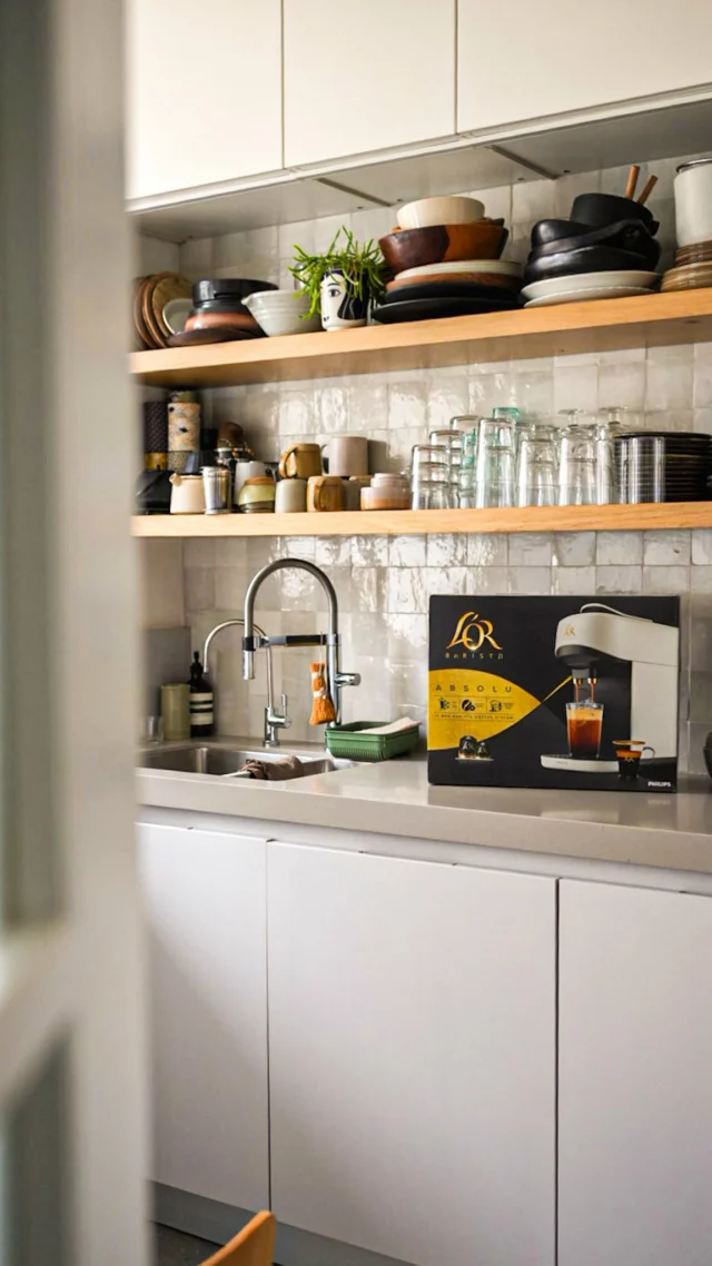 ❌ CONCOURS TERMINÉ ❌
Collaboration rémunérée avec @lorespresso_beAujourd’hui, c’est mon anniversaire!
Pour l’occasion, je vous offre la possibilité de gagner une machine L’OR BARISTA Absolu.Pour participer il faut:1. Liker ce réel
2. Suivre les comptes @lorespresso_be et @lacuisinecestsimple
3. Mentionner 2 personnes avec lesquelles vous aimez boire un café
4. Partager ce post en story (si votre compte est privé, envoyez-moi une capture d’écran en MP)Fin du concours, lundi 6 octobre à 18h.
Concours réservé à la Belgique.
La machine ne sera pas envoyée, il faudra venir la récupérer à Bruxelles (lieu à convenir)Bonne chance!@lacuisinecestsimple @concoursbelgique @Lorespresso_be, #lorespresso, #lor, #café