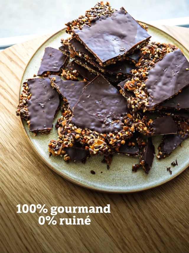 La barre choco-graines à 0,50€ au lieu de 2,5€ en magasin!J’ai déjà fait cette recette deux fois tellement j’aime ça.
Faites avec les graines que vous avez dans vous prendre la tête. Ça fonctionne même avec une seule sorte de graines. Ce qui compte c’est d’avoir la quantité indiquée.Et sinon c’est simplissime, non?#lacuisinecestsimple
#recettefacilerapide
#sansglutensanslactose